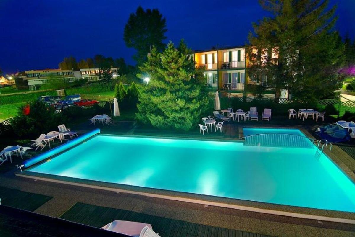 Hotel Egm-Lazy Exterior foto